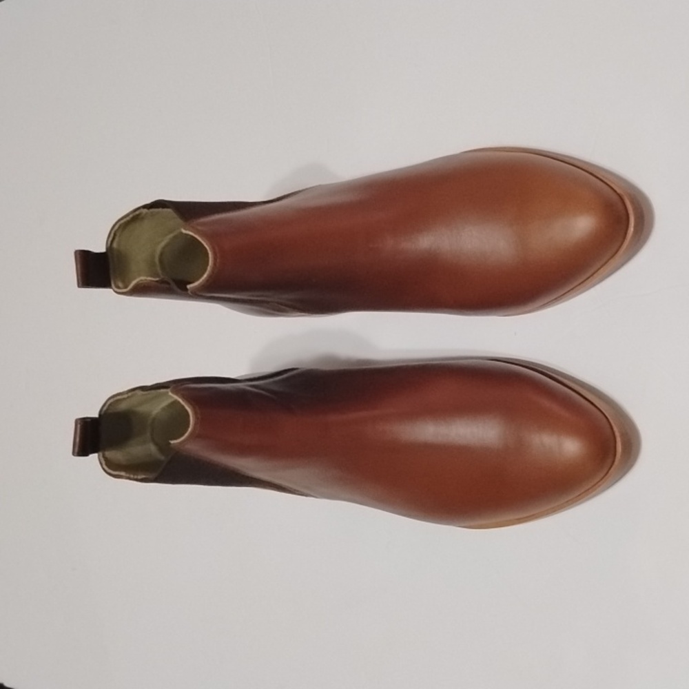 Nisolo Eva Day Chelsea Boots
